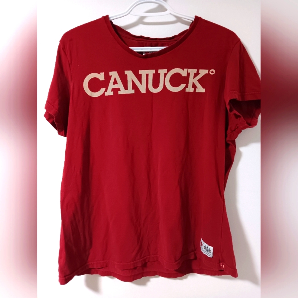 Hudson's Bay CANUCK T-Shirt